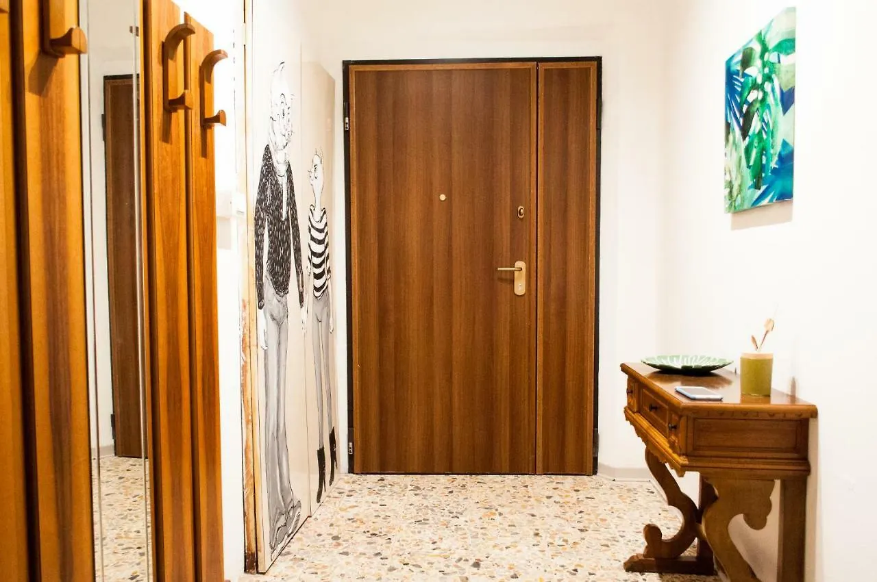 Apartment Casa San Martino Hotel Bologna Italy